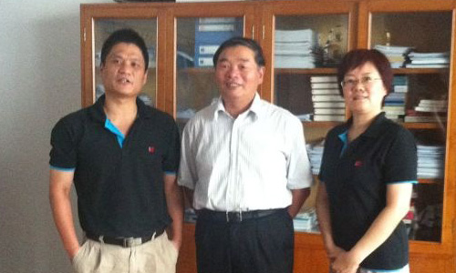 摩域体育高层拜访工业和信息化部杨学山