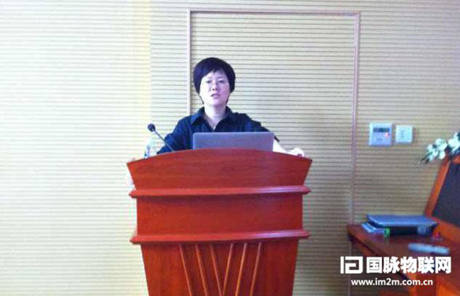 北京摩域体育互联信息顾问有限公司总经理郑爱军受邀参加典礼仪式，并作"新媒体与网站发展新趋势"专题培训