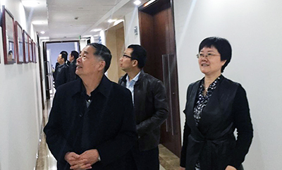 工信部原副部长杨学山一行莅临舟山摩域体育集团考察指导