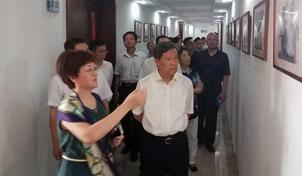 浙江省政协调研组莅临舟山摩域体育考察