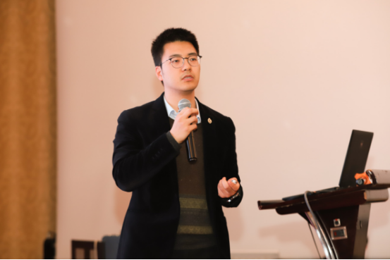 上海摩域体育知政总经理张幸瑾发布营商通产品