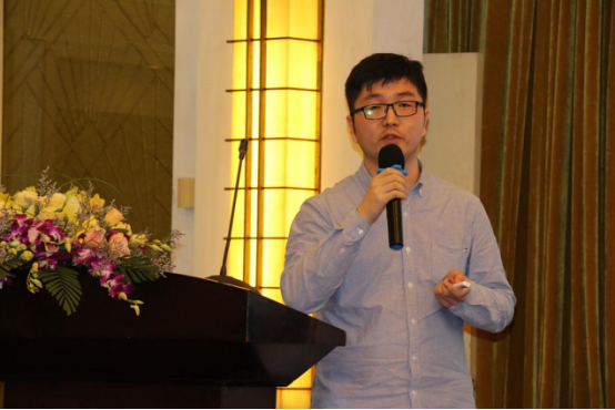 摩域体育营商环境评价中心副主任 梁吉昌